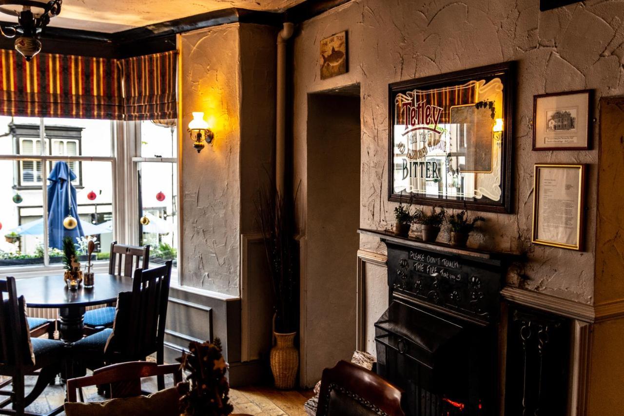 The Royal Oak Inn Bowness-on-Windermere Exteriér fotografie
